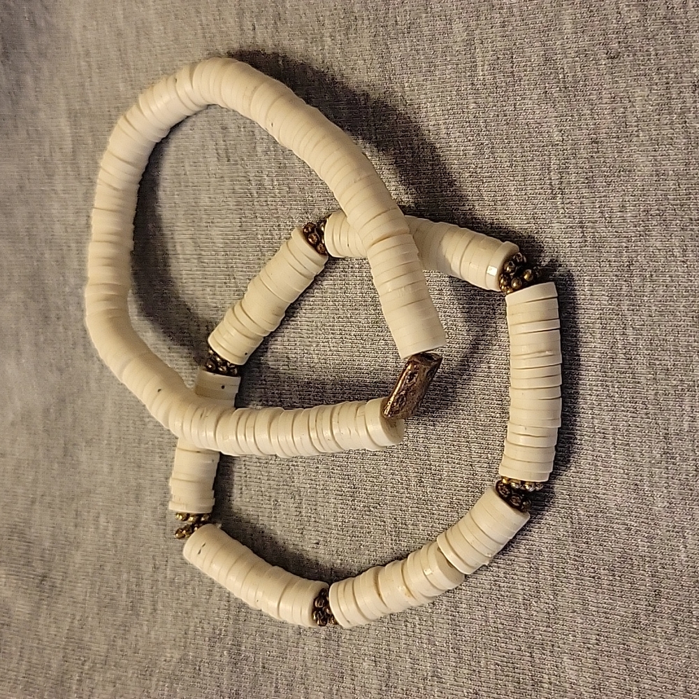 White beaded bracelet